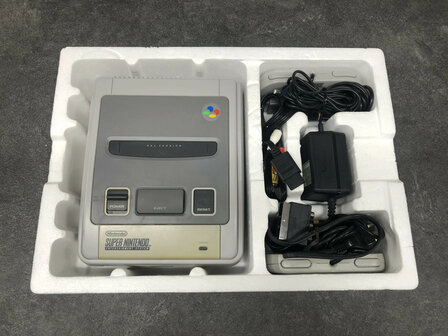 Super Nintendo SNES Console [Complete]