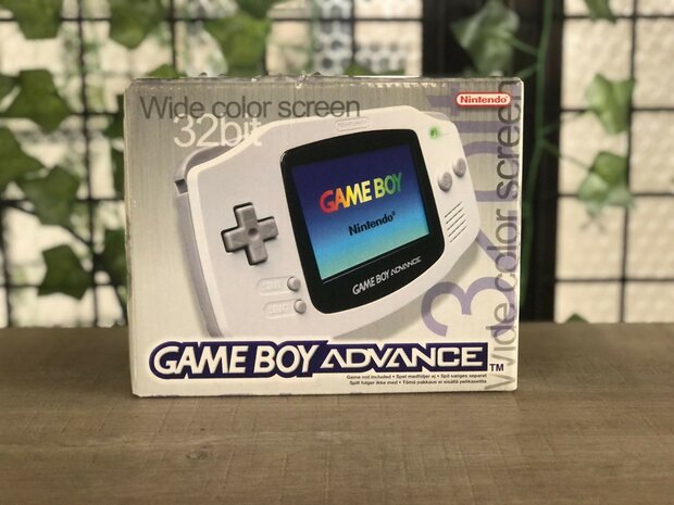 Gameboy Advance White [Complete]