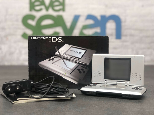 Nintendo DS Original - Silver [Complete]